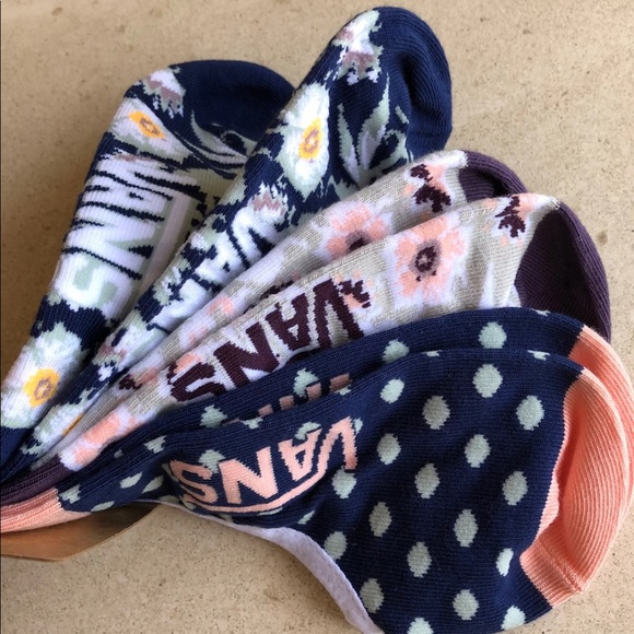 VANS 3-pair women’s no-show liners, shoe size 7-10 - Picture 5 of 7